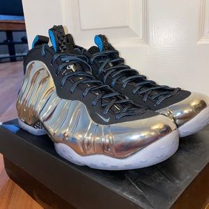NYC AS Foamposite - men’s size 8.5
